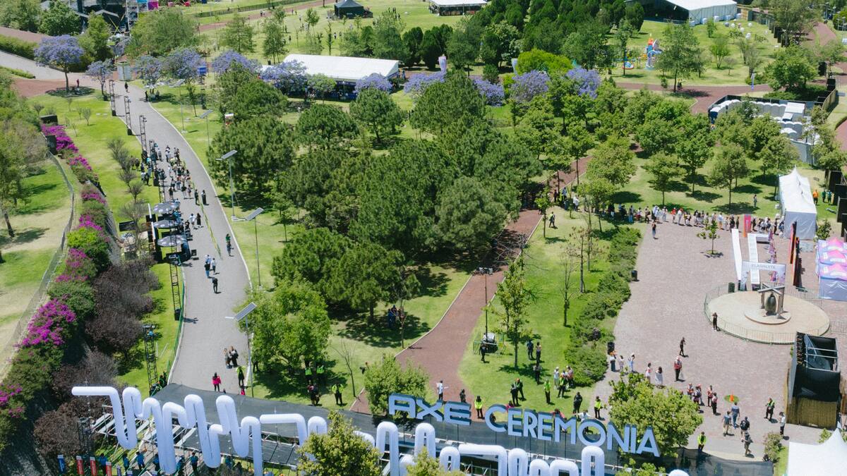 Dos fotógrafos mueren en festival de música en México, autoridades ordenaron suspender el evento