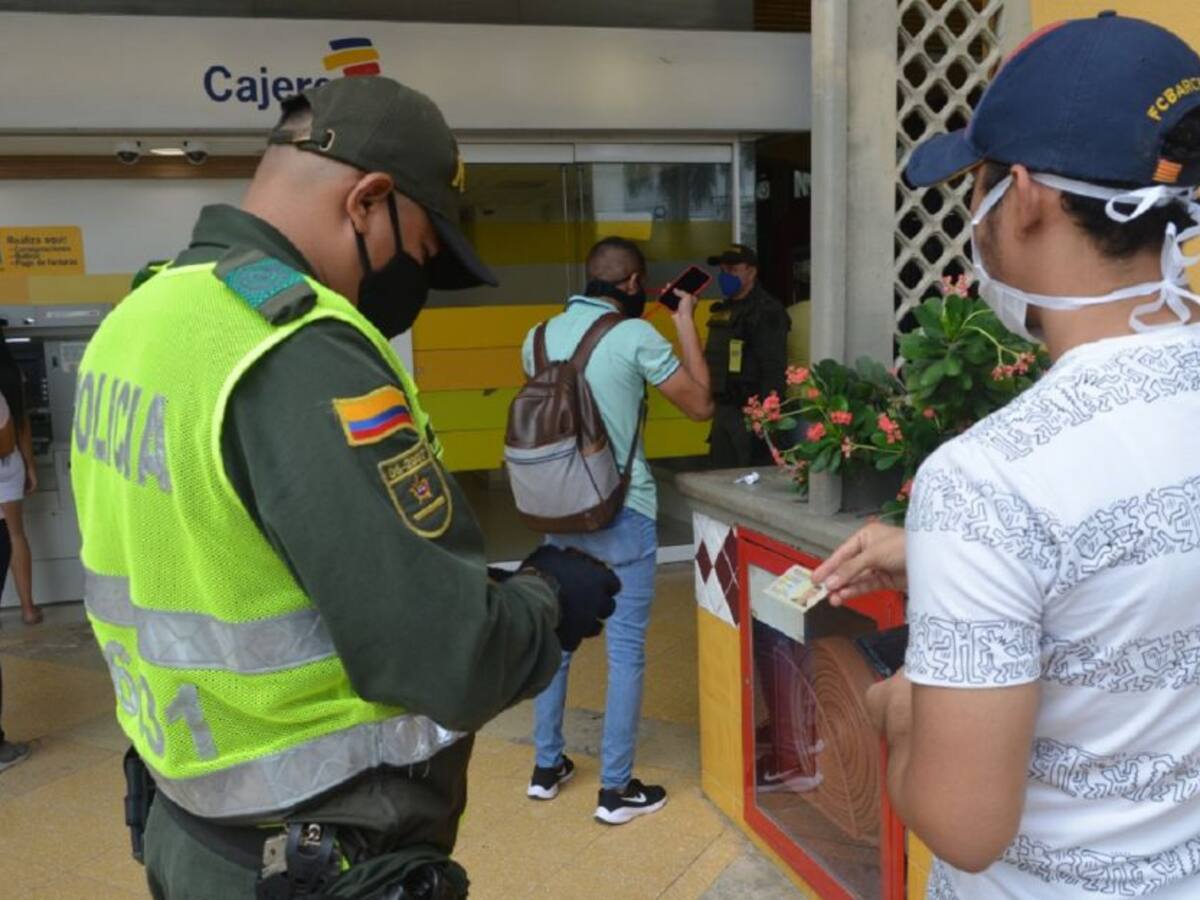 En Cartagena continúa el pico y cédula de dos dígitos por 15 días más