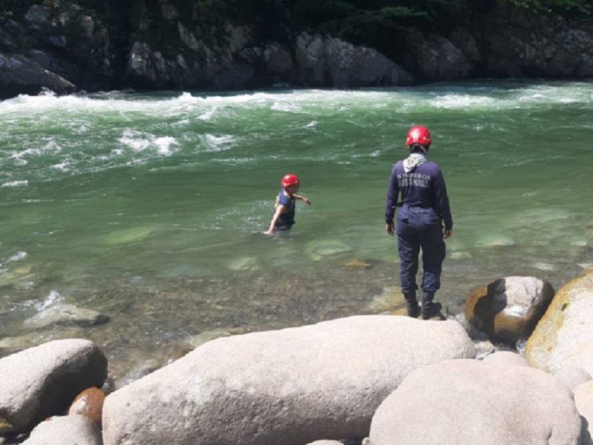 Suspenden la búsqueda de un hombre que cayó a un río en Samaná, Caldas