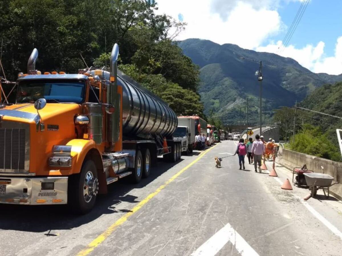 Cierre total, a partir del lunes en tramo de la vía Bogotá- Villavicencio