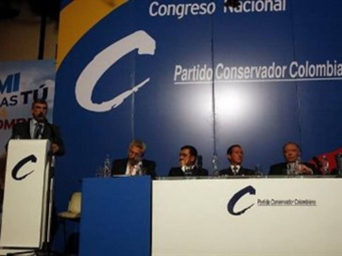 Unidad Nacional reconoce entrega de auxilios para convención conservadora