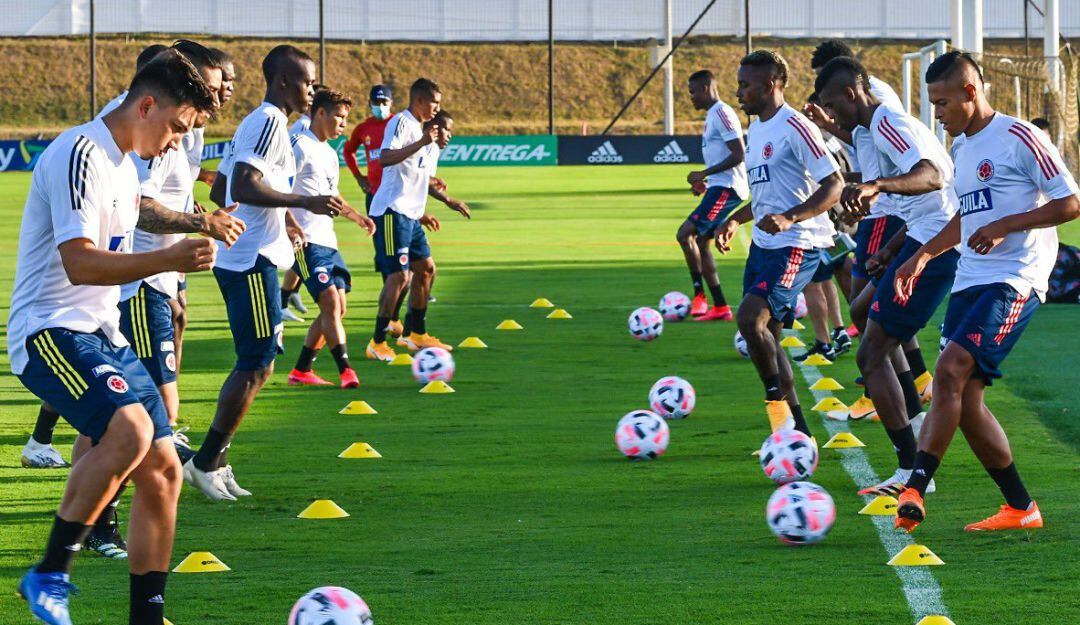 La Selección Colombia realizó su primer entrenamiento en el primer microciclo de la era Rueda.