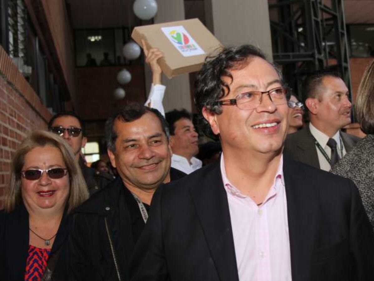 Sector del partido Alianza Verde apoya a Petro en consulta de marzo