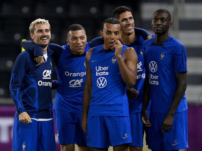 Griezmann, Mbappé, Jules Koundé, Raphael Vrane y Kolo Muani (Photo by FRANCK FIFE / AFP) (Photo by FRANCK FIFE/AFP via Getty Images)
