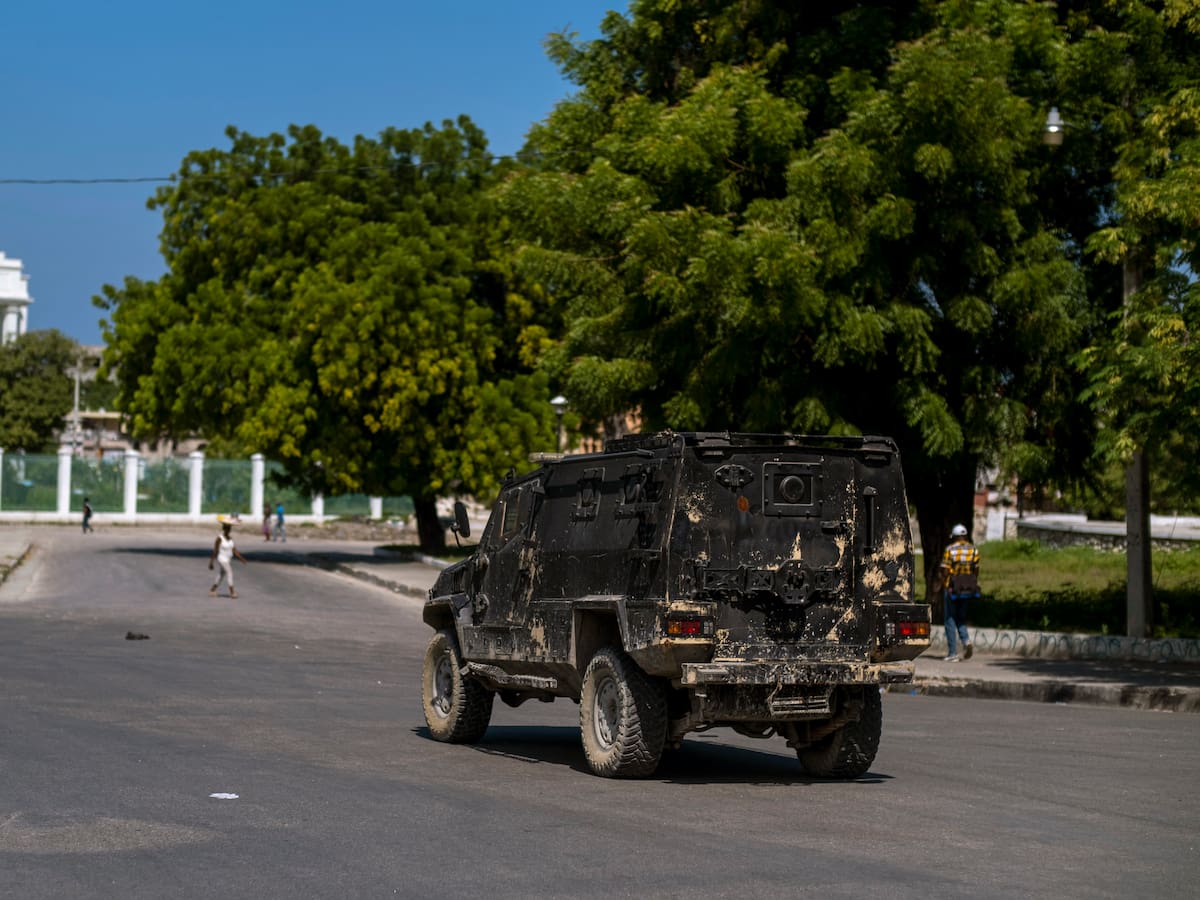 Hombres armados atacan Palacio Nacional de Haití