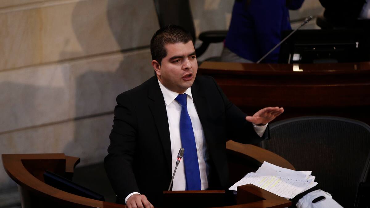 Cambian de fiscal para evitar la prescripción del caso de Julián Bedoya
