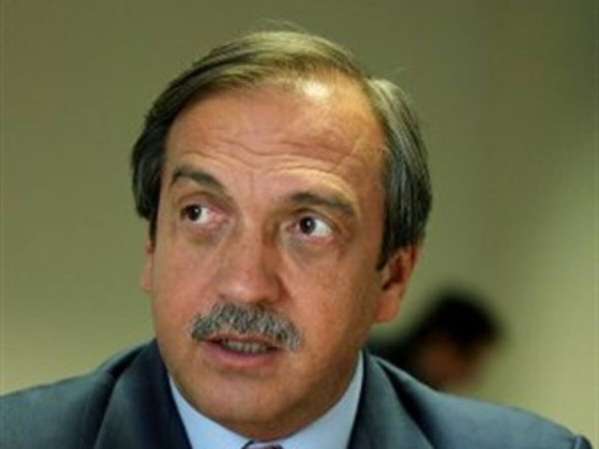 Acusan al gobernador de Antioquia de participar en política