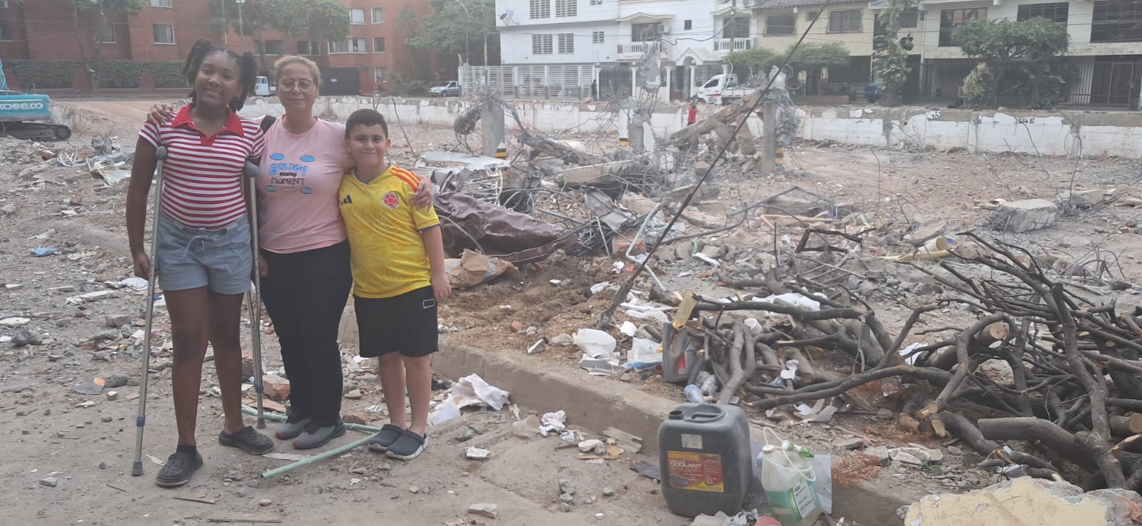 María Cristina Zuluaga, que desde hacía 30 años vivía en Torres del Limonar, junto a su hijo, madre y una prima, en 90 segundos perdió todo.