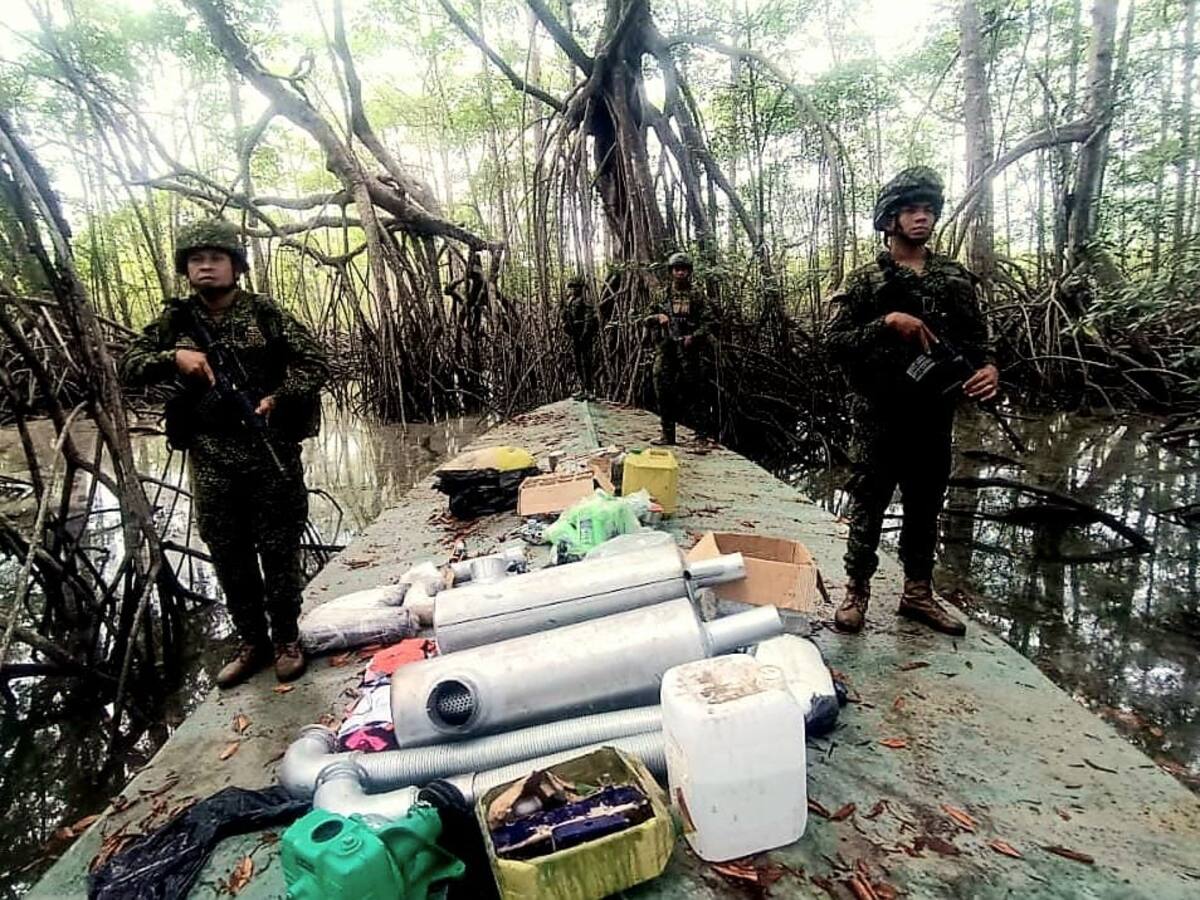 Destruyen tres semisumergibles de las disidencias FARC en Nariño