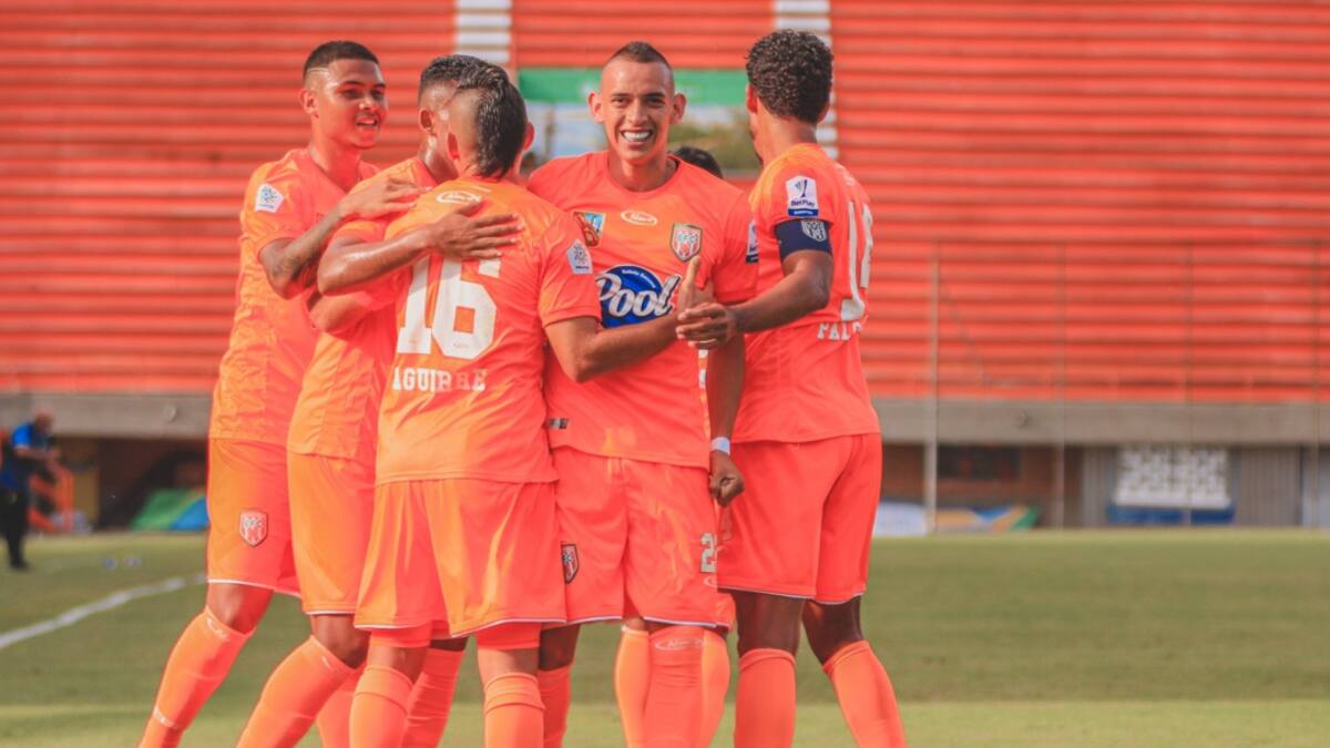 Envigado no tuvo piedad de Bucaramanga y lo volvió a golear