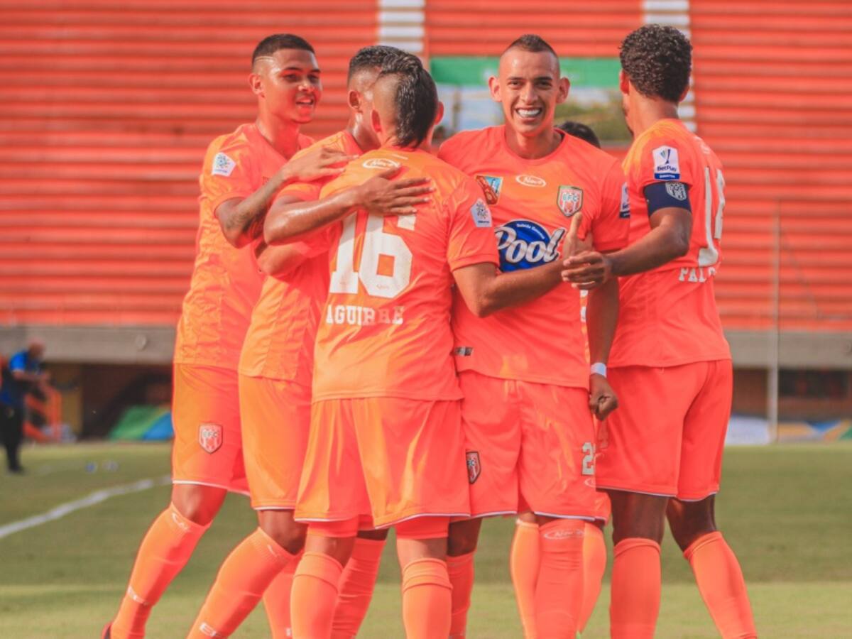 Envigado no tuvo piedad de Bucaramanga y lo volvió a golear