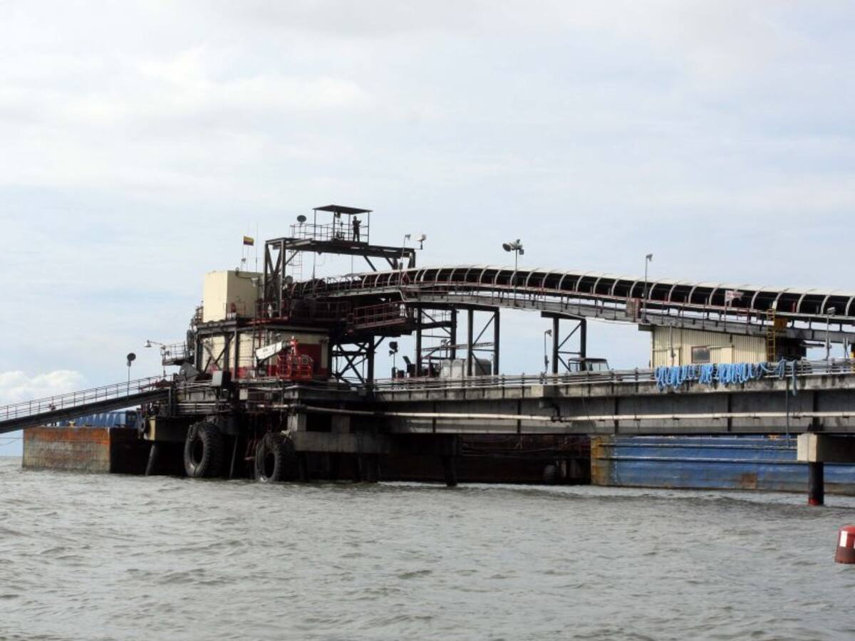 Actual presidente de la Drumnond acusado de promover paramilitarismo