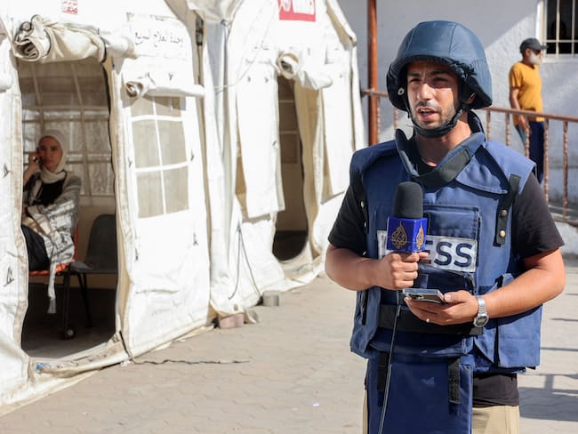 Al-Jazeera correspondent Anas al-Sharif reports near the Arab Ahli (Baptist) Hospital in Gaza City on October 10, 2024. Qatari broadcaster Al Jazeera said on August 11, 2025, that five of its journalists were killed in an Israeli strike, including a prominent reporter. The Israeli military acknowledged in a statement targeting correspondent Anas al-Sharif, accusing him of being a "terrorist" affiliated with Hamas. (Photo by AFP)