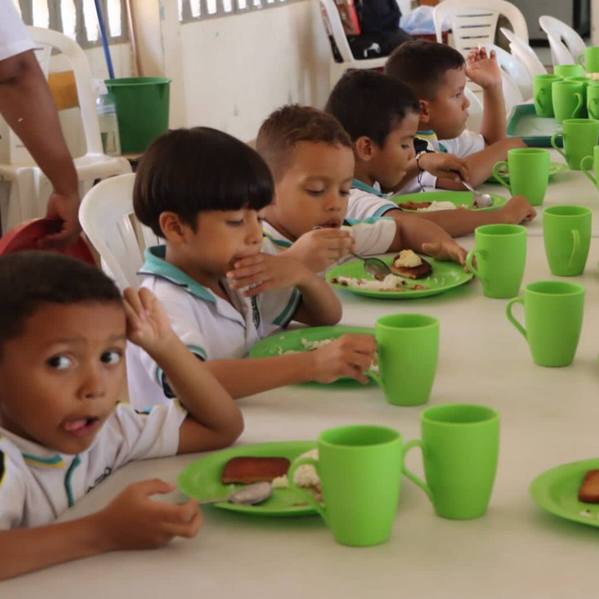 Riohacha espera $10 mil millones para garantizar el PAE hasta finalizar calendario escolar