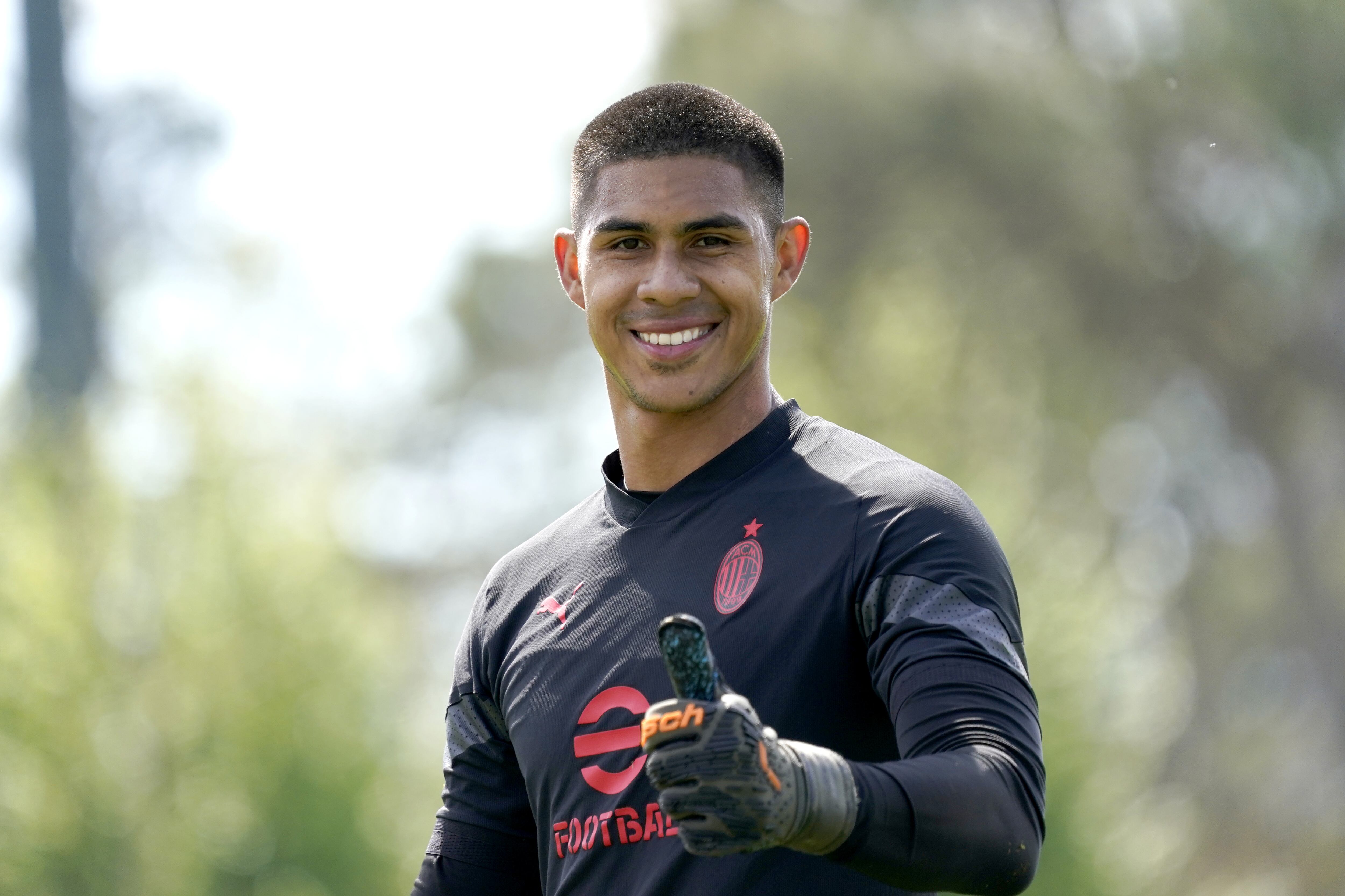 Devis Vásquez durante su época en el Milan. (Photo by Pier Marco Tacca/AC Milan via Getty Images)