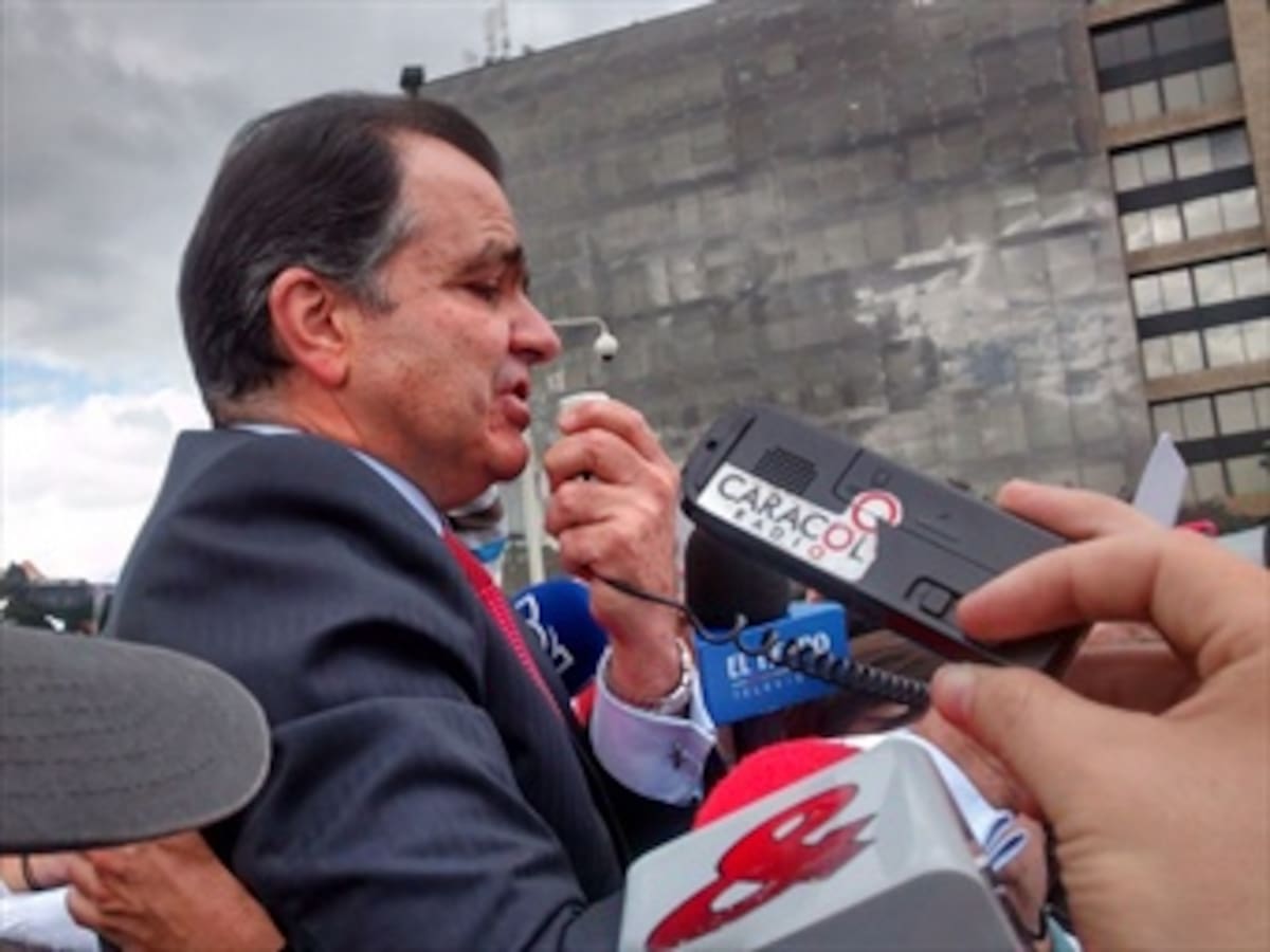 Tribunal de Bogotá admite tutela de Óscar Iván Zuluaga