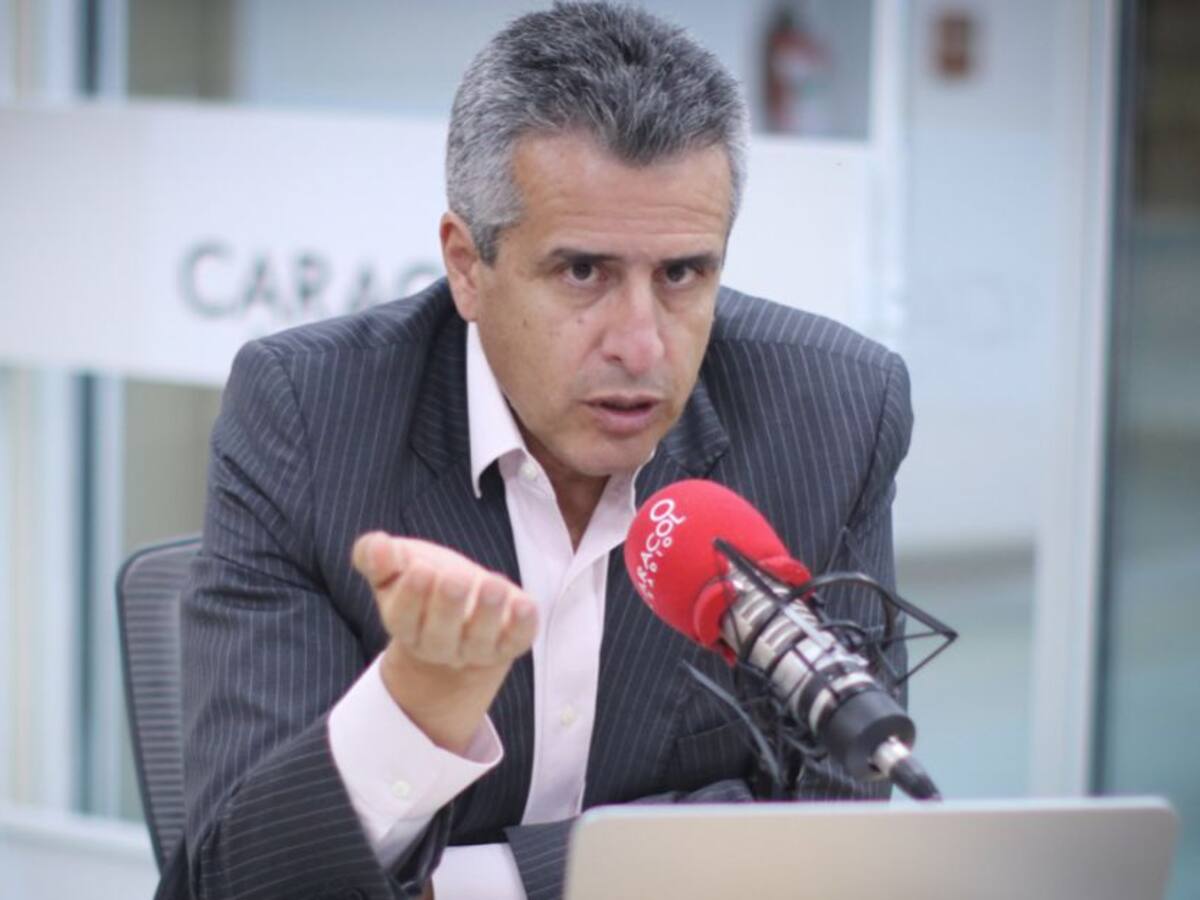 Buscar un acuerdo nacional sobre qué hacer con el ELN: Velasco