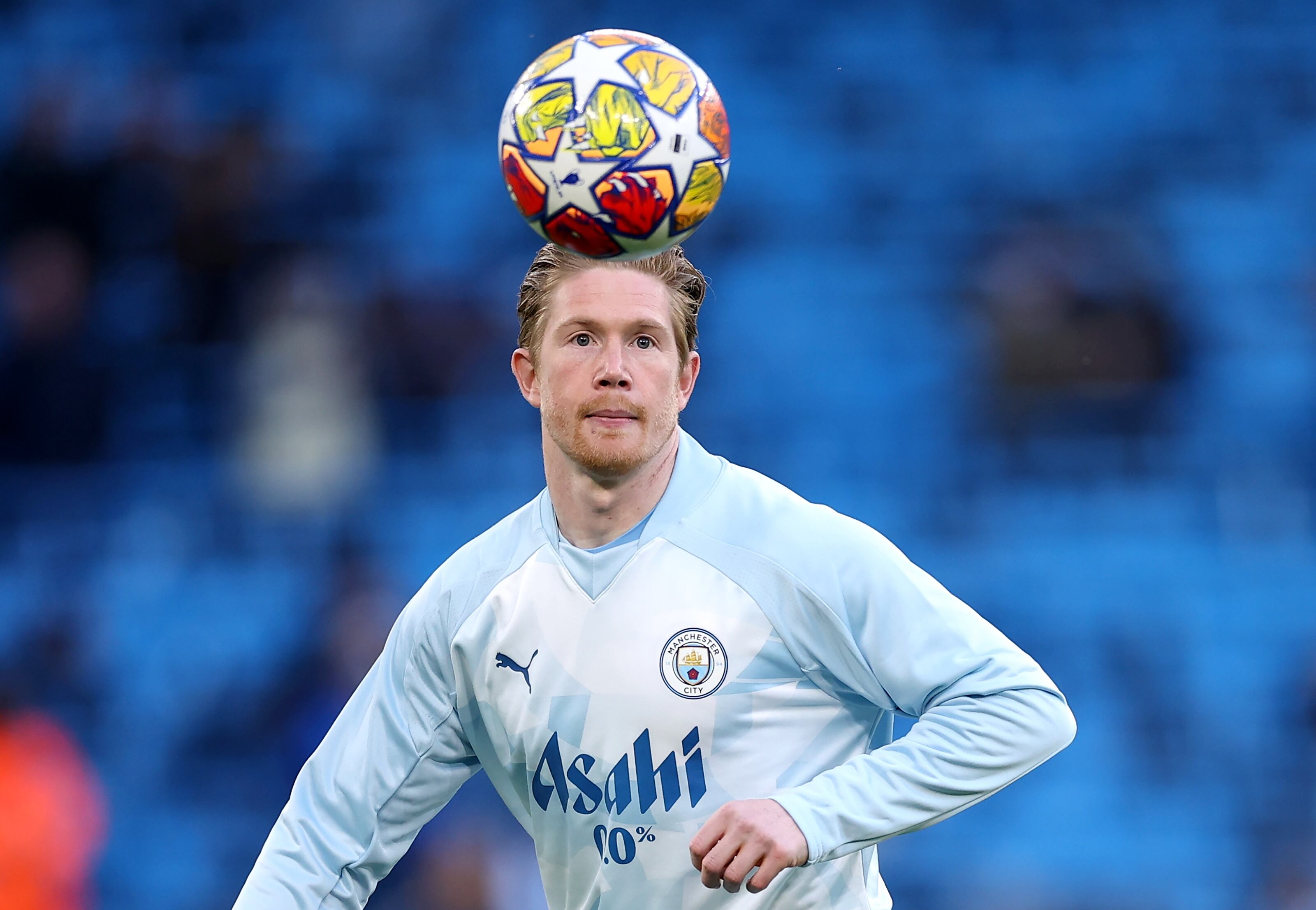 Manchester (United Kingdom), 17/04/2024.- Kevin De Bruyne of Manchester City warms up before the UEFA Champions League quarter final, 2nd leg match between Manchester City and Real Madrid in Manchester, Britain, 17 April 2024. (Liga de Campeones, Reino Unido) EFE/EPA/ADAM VAUGHAN