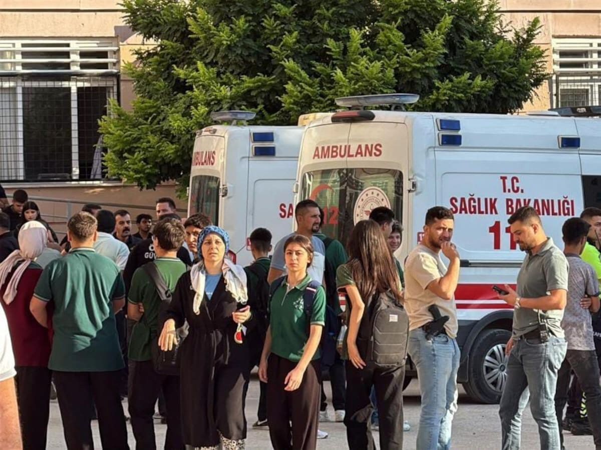 Once heridos, dos de ellos graves, en un tiroteo en un colegio en Turquía
