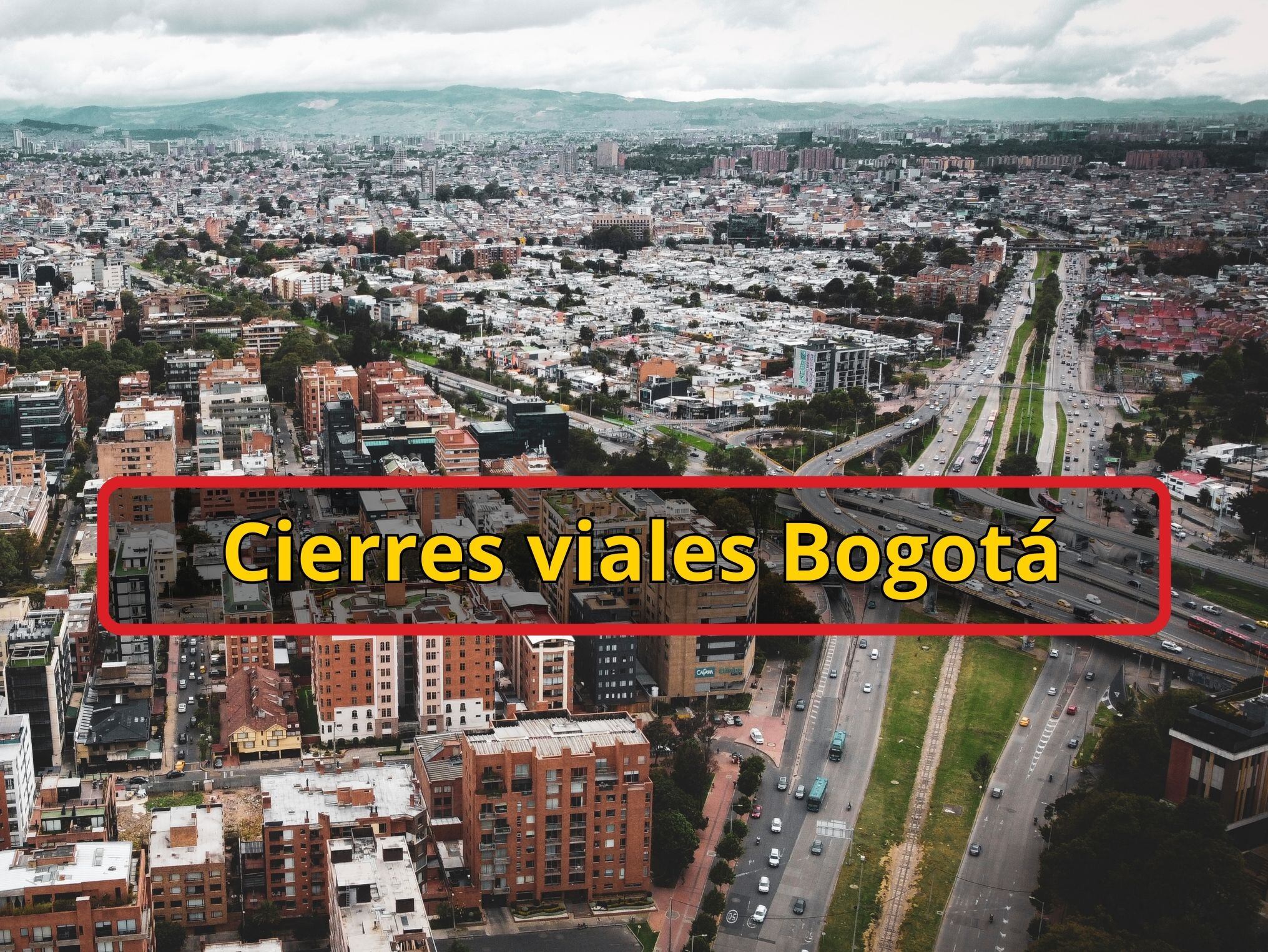 De fondo: Imagen de las vías de Bogotá (Crédito: Getty Images)