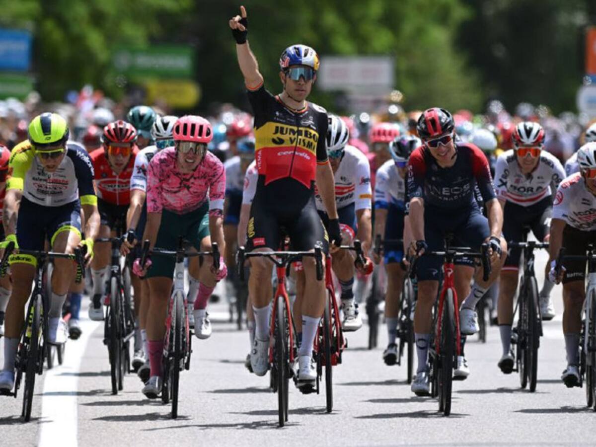 Van Aert, primer líder del Dauphiné; Esteban Chaves el mejor colombiano