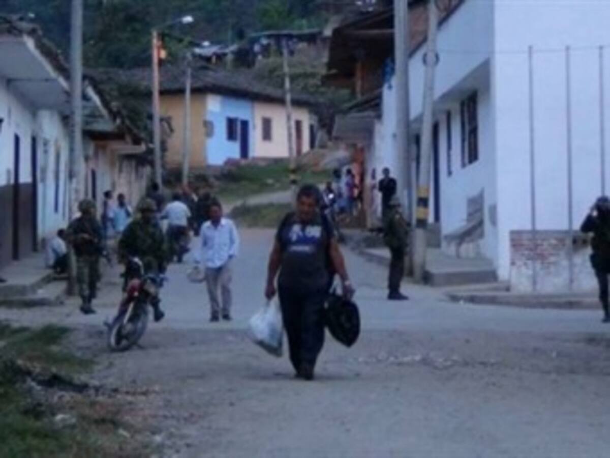 Ola de atentados genera drama humanitario a los tumaqueños