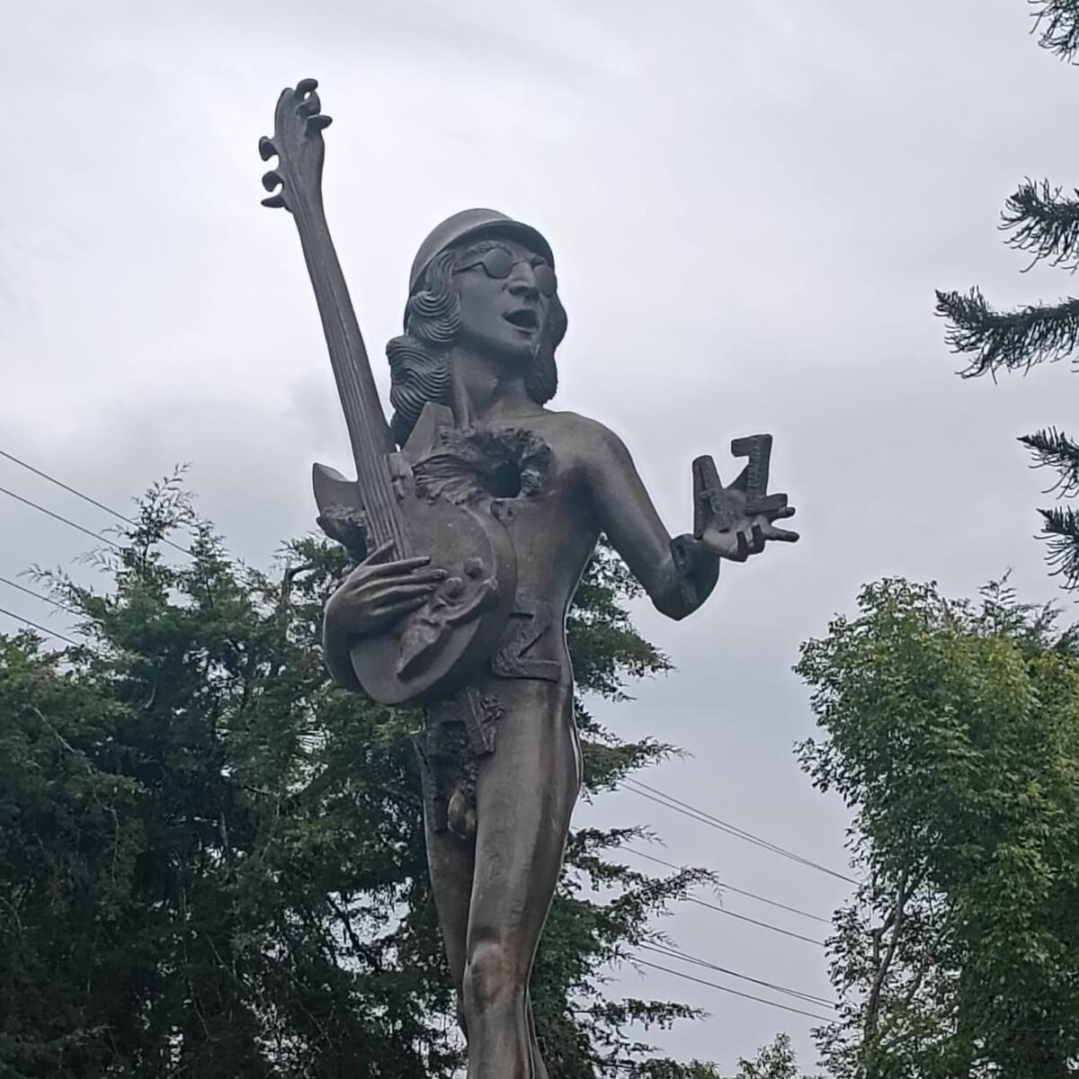 Donación de estatua de John Lennon no es apología es cultura, paz y arte: Gobernación Quindío