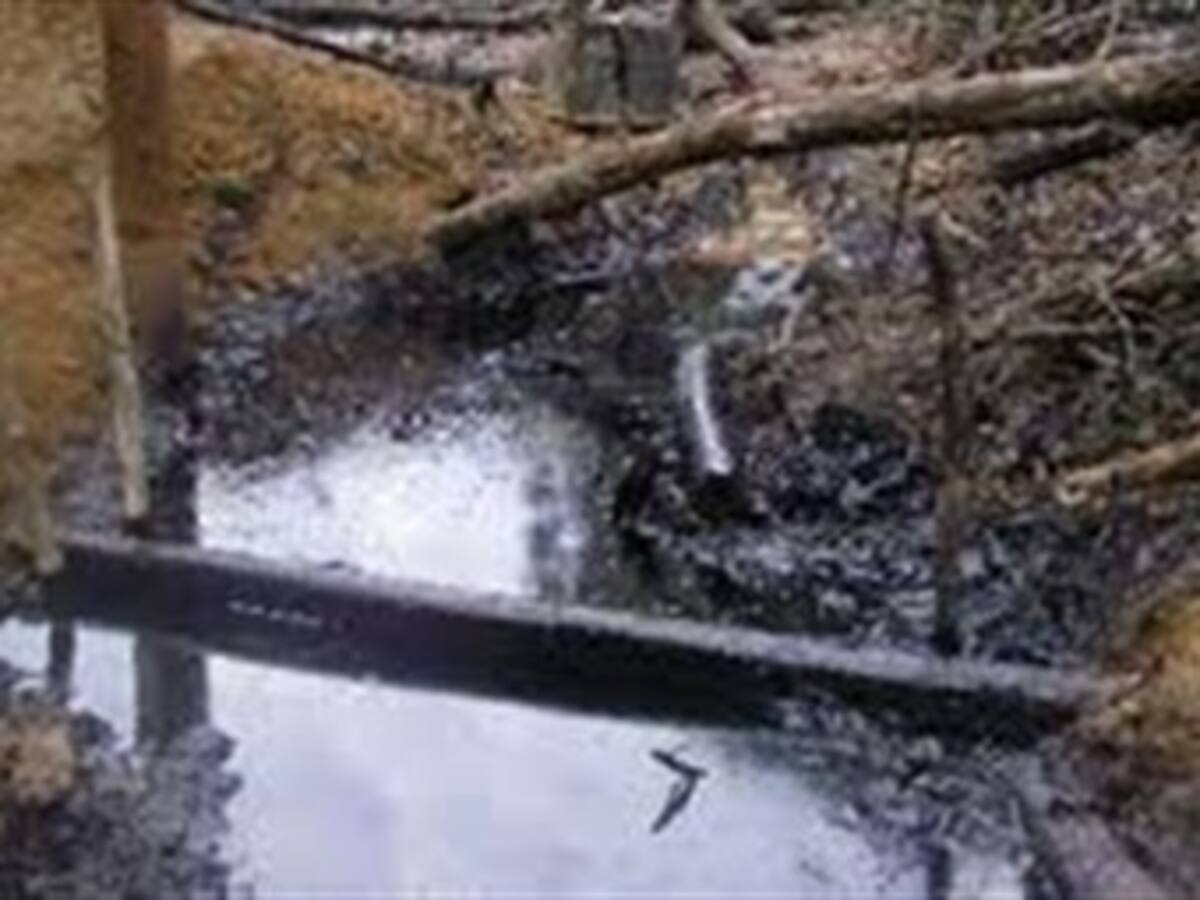 Emergencia en Barrancabermeja por derrame de petróleo