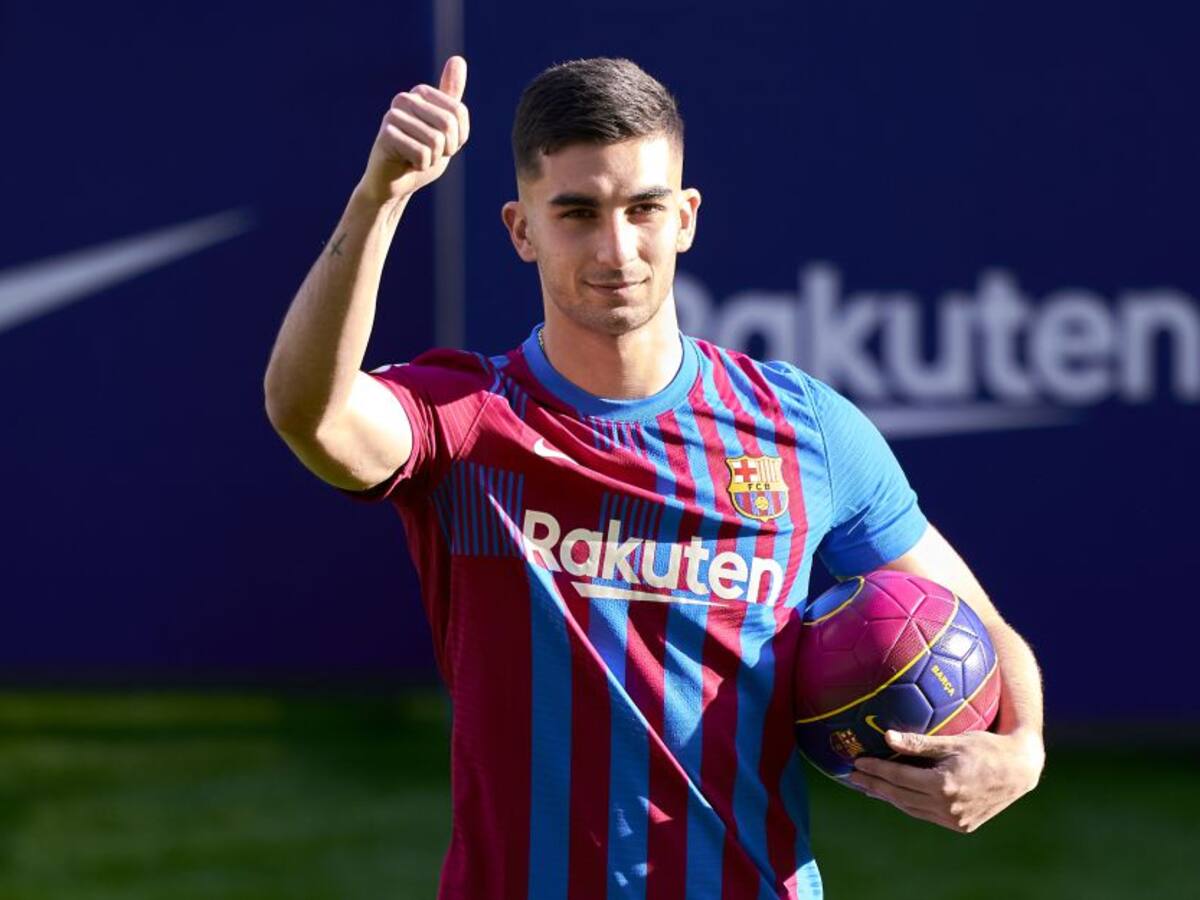 Presentado y aislado: Ferrán Torres da positivo a su llegada al Barcelona