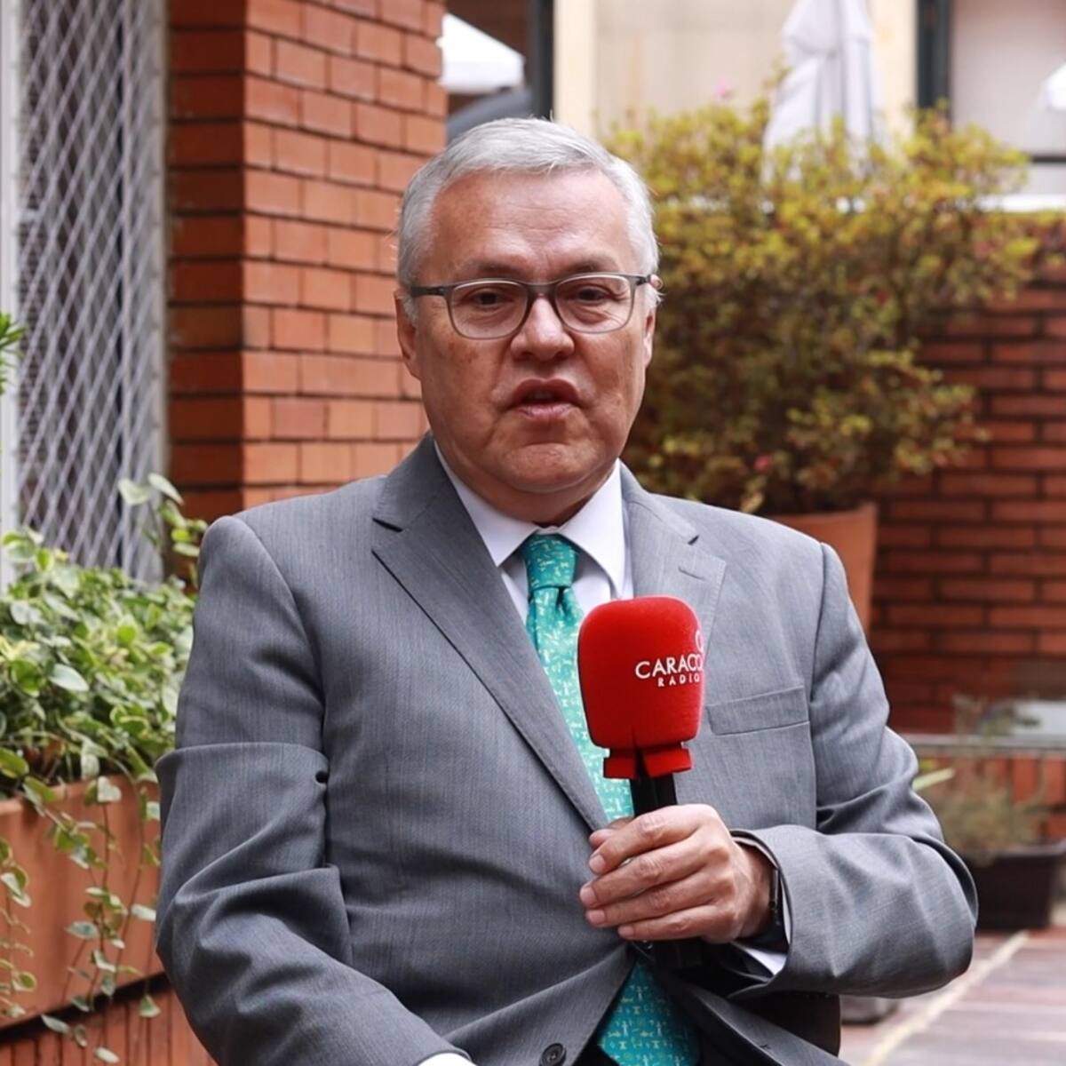 Respetaremos las decisiones de la JEP en cuanto al acogimiento de Mancuso: Minjusticia