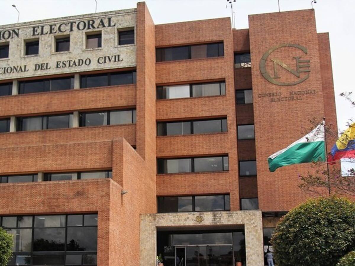 Estos son los nombres para reemplazar a César Lorduy en el CNE: Cambio Radical no postuló candidato