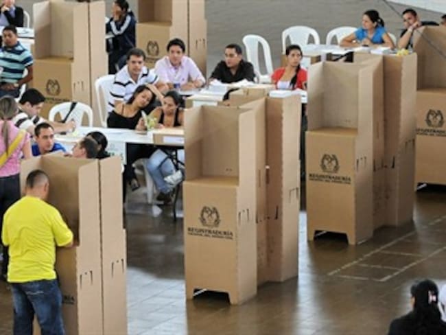 CNE excluyó 500 mesas de votación de pasadas elecciones de Congreso