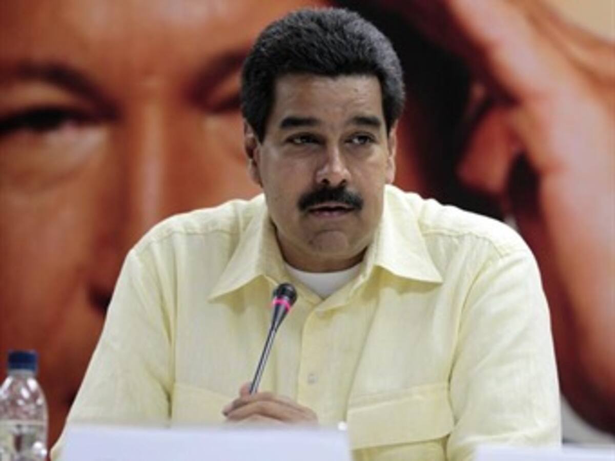 Maduro anuncia inicio de nuevo sistema complementario de divisas y más fondos