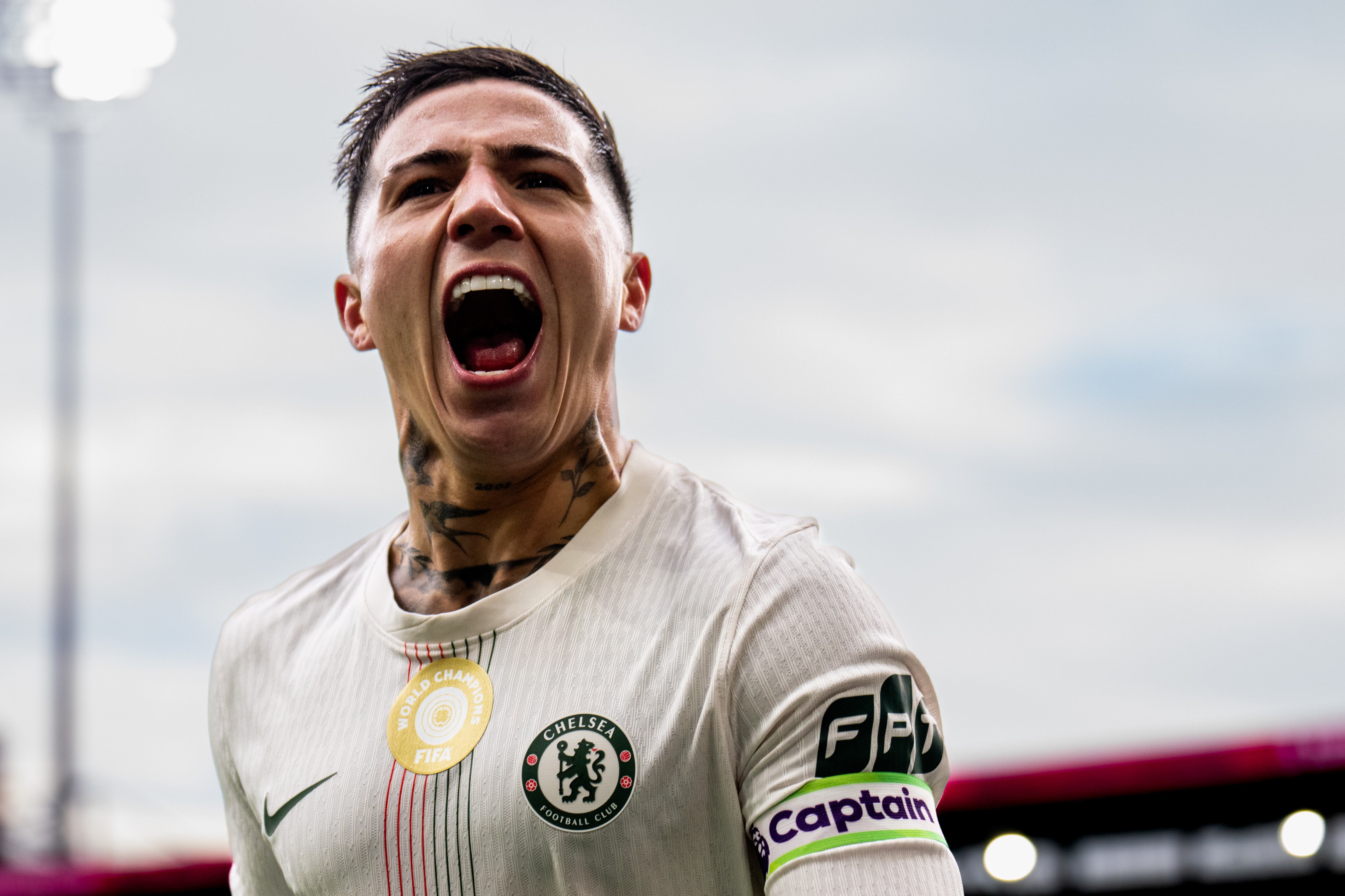 Enzo Fernandez jugador de Chelsea en la Premier League 2025-26 / Getty Images