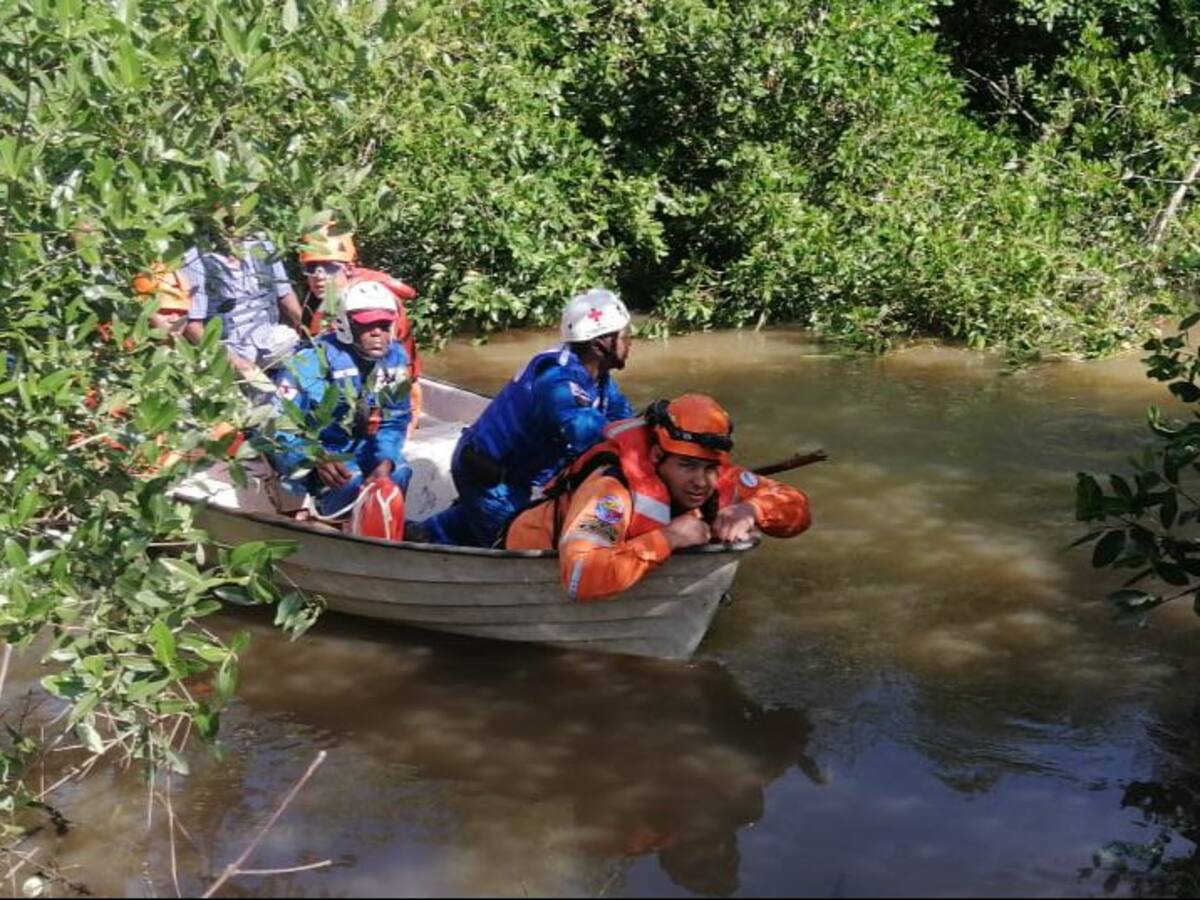 Continúa búsqueda de joven desaparecido en canal de El Pozón en Cartagena