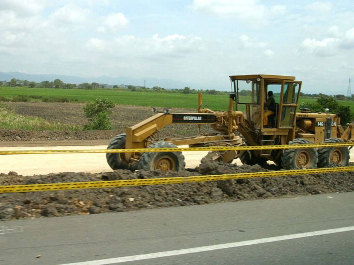 Inician las obras de mantenimiento vial en tres municipios de departamento
