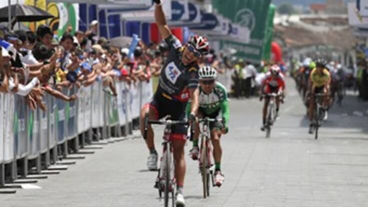 Edson Calderón ganó la sexta etapa de la Vuelta a Colombia