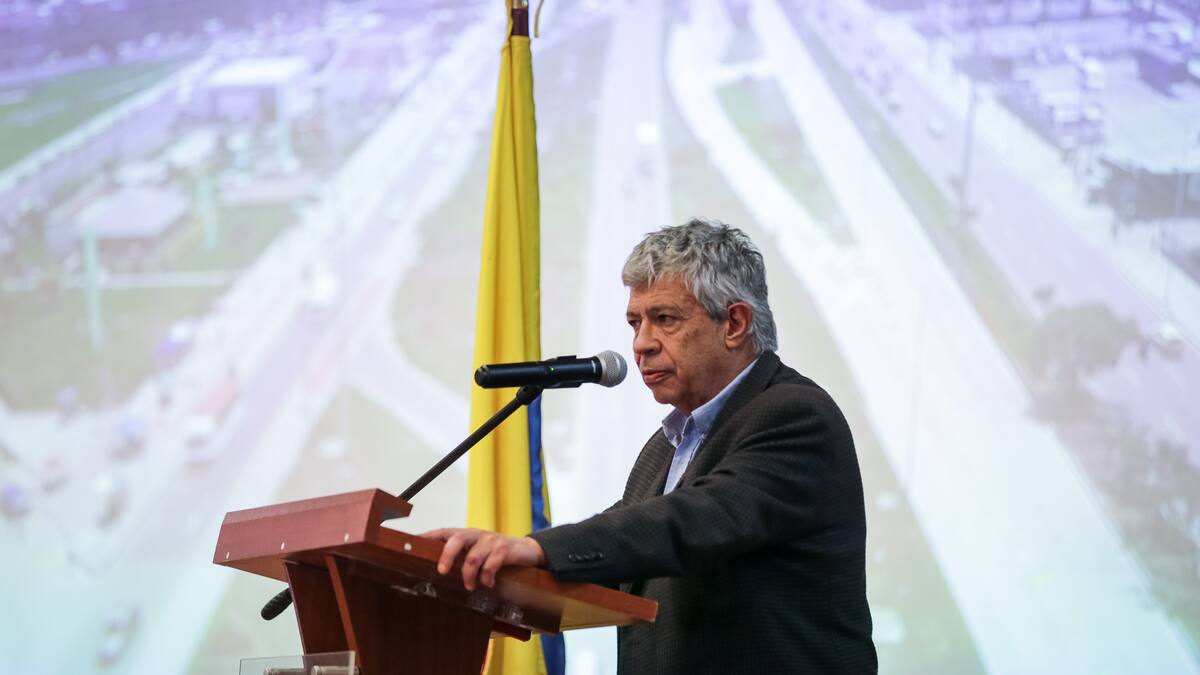Hay que entregar plata por recursos naturales: Exdirector de DNP por propuesta de regalías