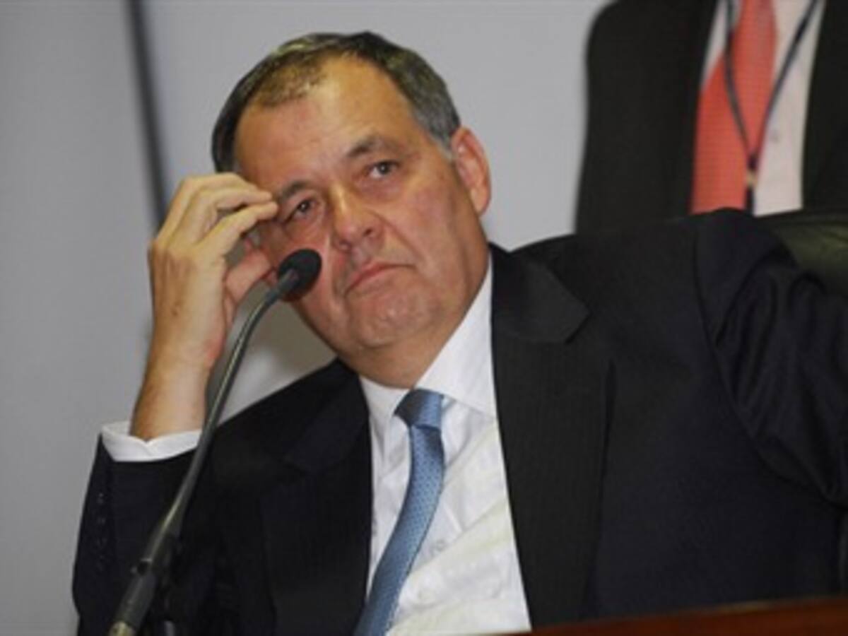 Procurador denuncia que hay alcaldes que buscan beneficiar a financiadores de sus campañas