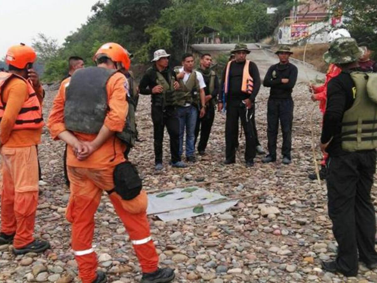 Avanza búsqueda de militar desaparecido en el río Madgdalena
