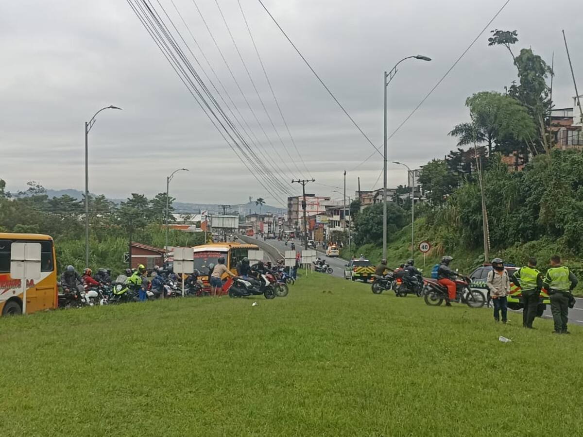 Conductores que bloquearon La Romelia esperan acuerdo con el alcalde Roberto Jiménez