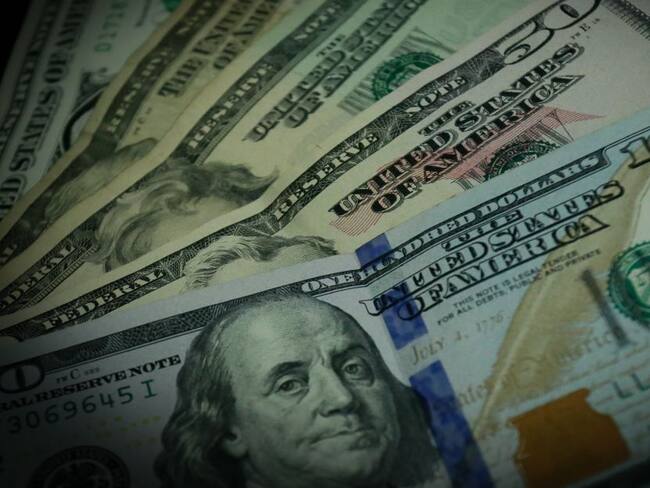 Dólar alcanzó los $ 4.600