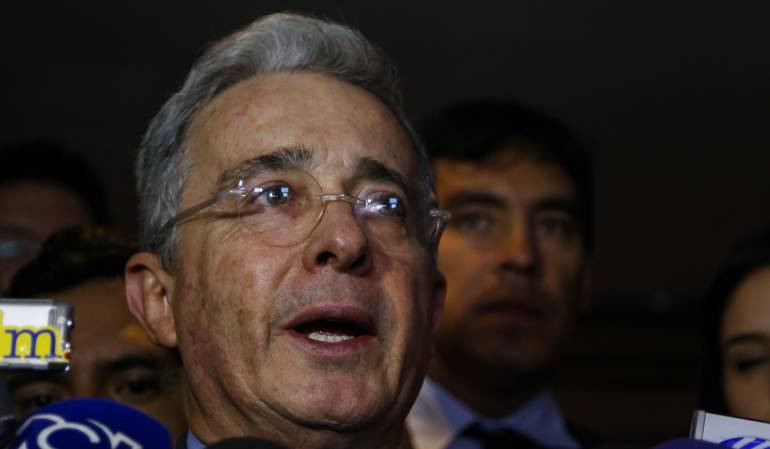 Álvaro Uribe.
