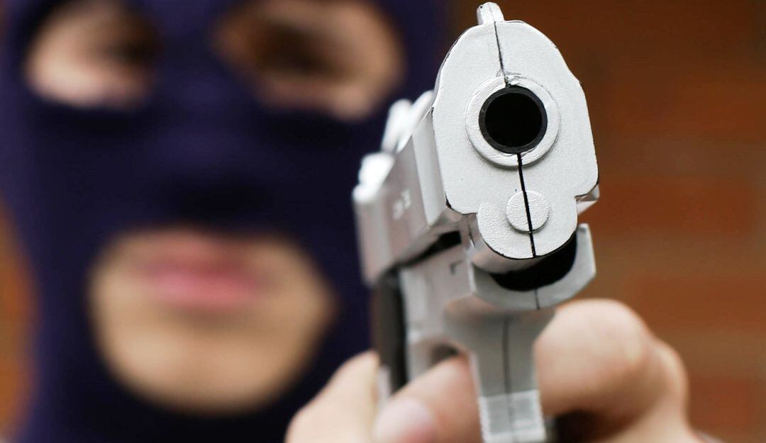 La víctima permanece en un centro asistencial