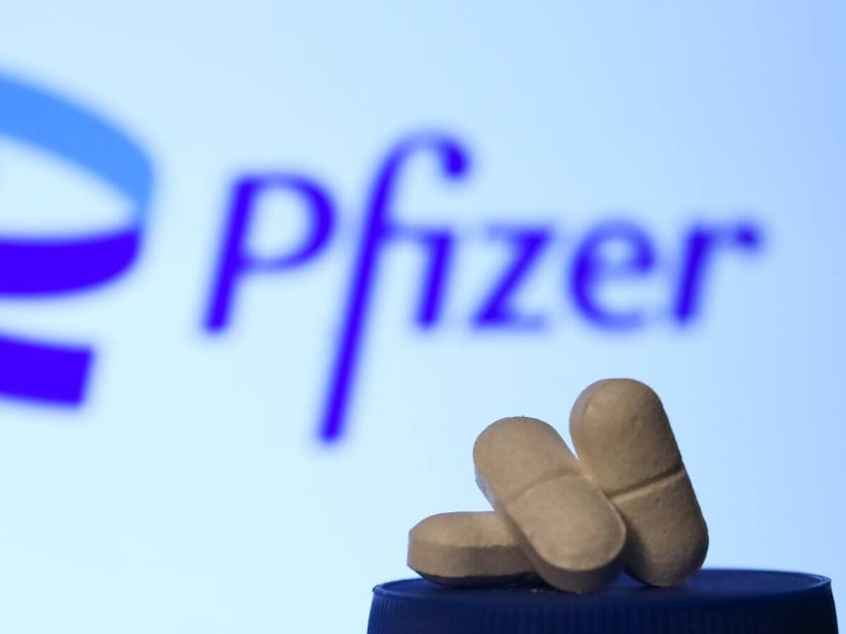 Pfizer hizo acuerdo para fabricación de genéricos de pastilla contra COVID