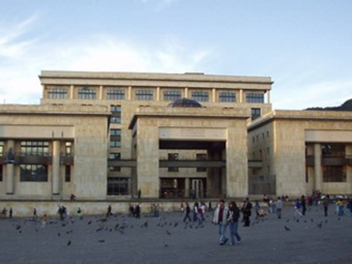 Otro regaño de las cortes a la Fiscalía