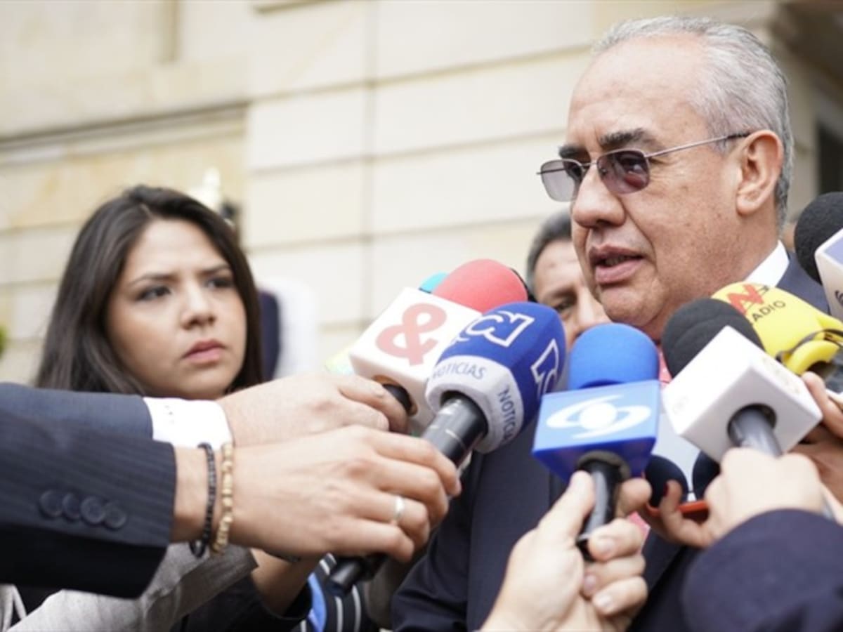 Si no puede hacer su trabajo bien, mejor renuncie: Mauricio Gómez a director de la UNP