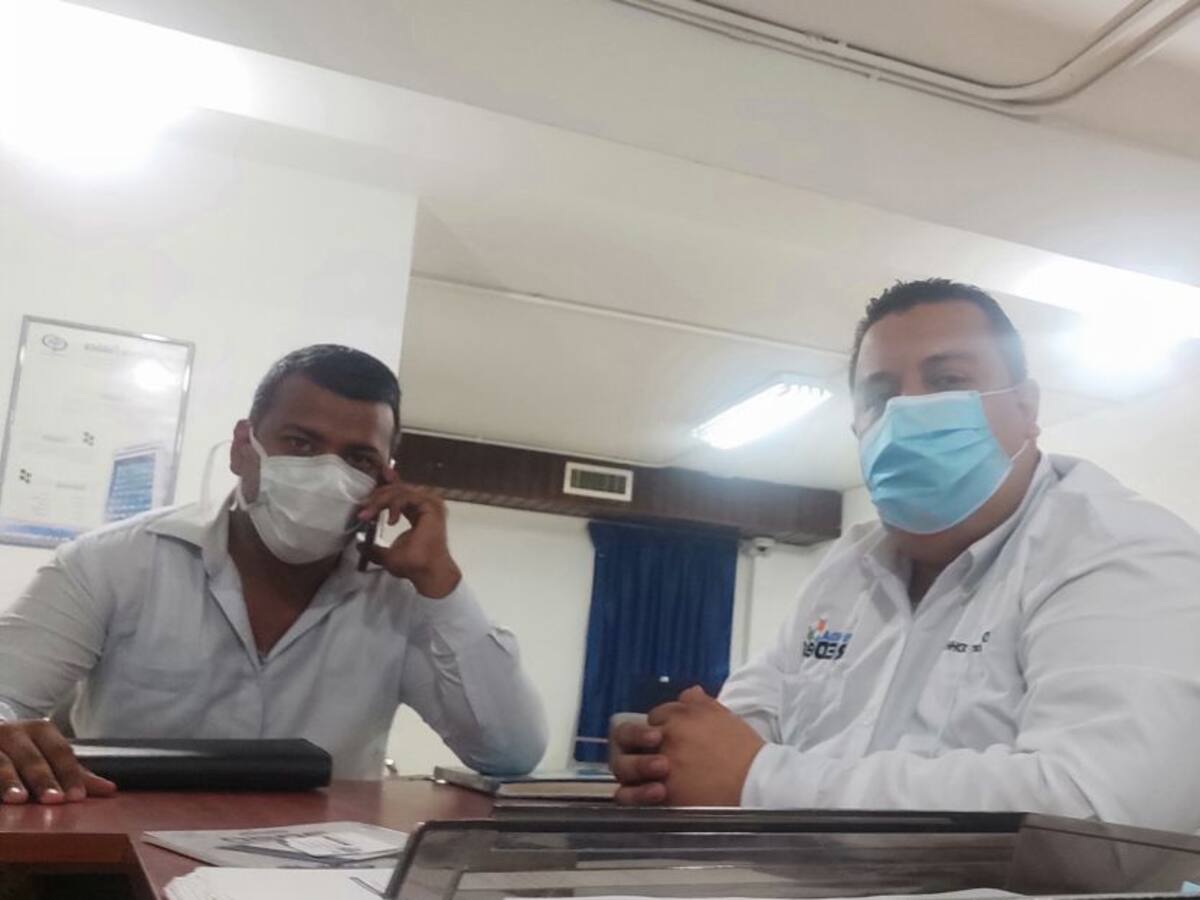 Denuncian detención del director y miembros de Fundaredes