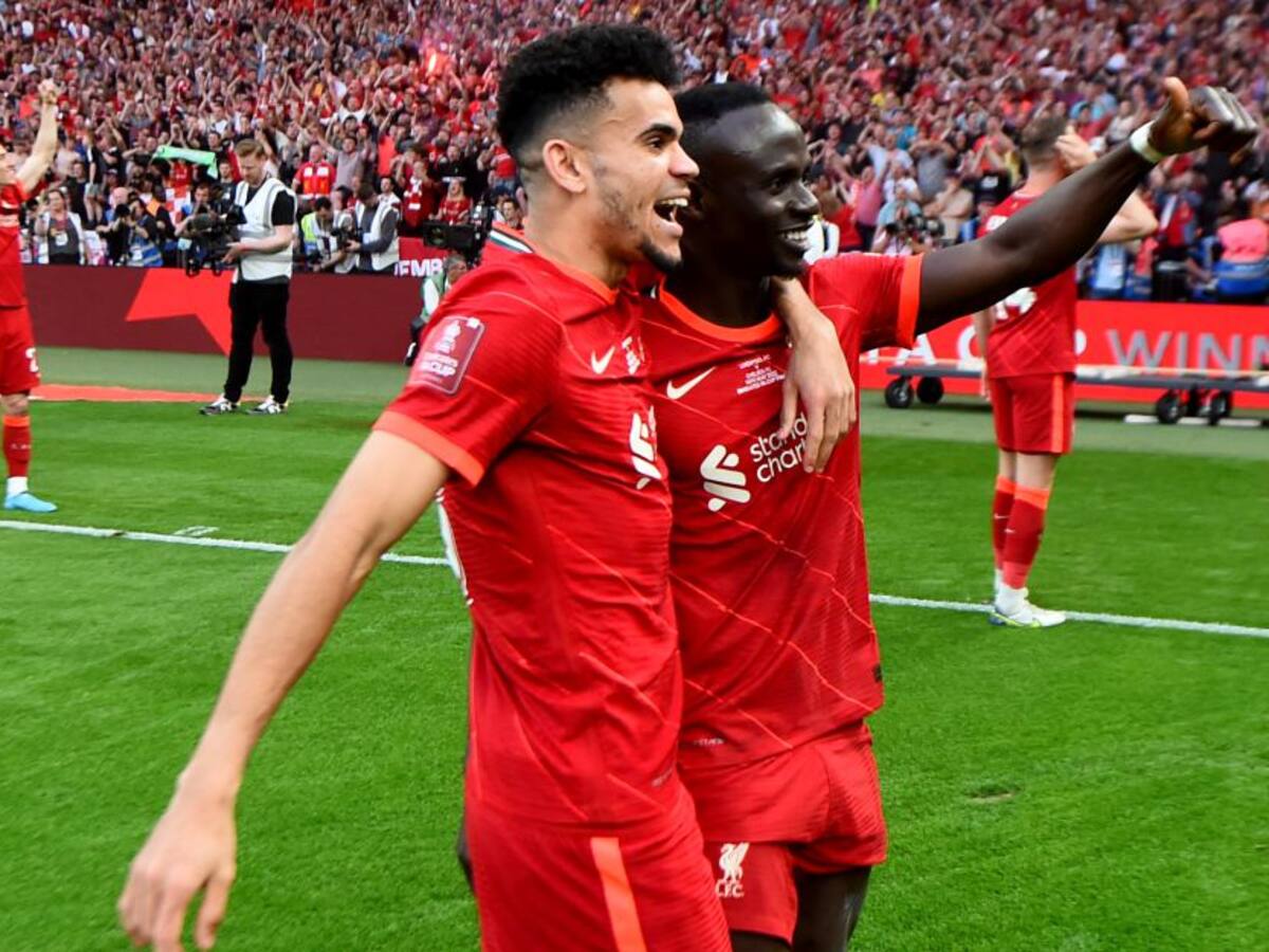 Sadio Mané elogió a Luis Díaz en su despedida del Liverpool