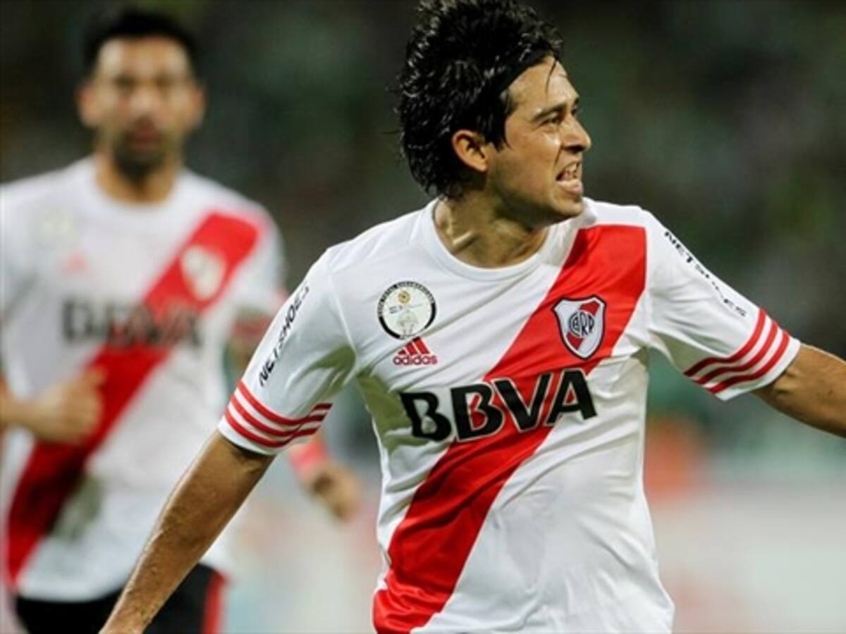 Gol de Leonardo Pisculichi en la final de Copa Sudamericana